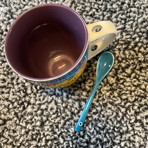 Nassau Bahamas Mug with Spoon - Picture 3 of 4